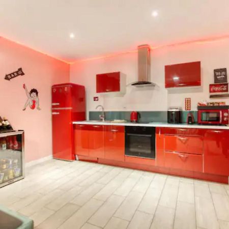 Suite Marilyn Monroe - 7P avec Jacuzzi Privé Montry Esterno foto