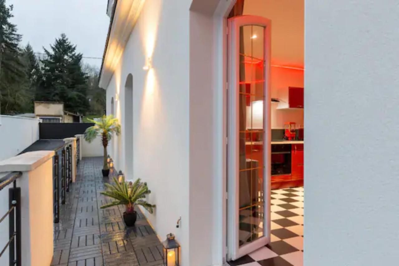 Suite Marilyn Monroe - 7P avec Jacuzzi Privé Montry Esterno foto