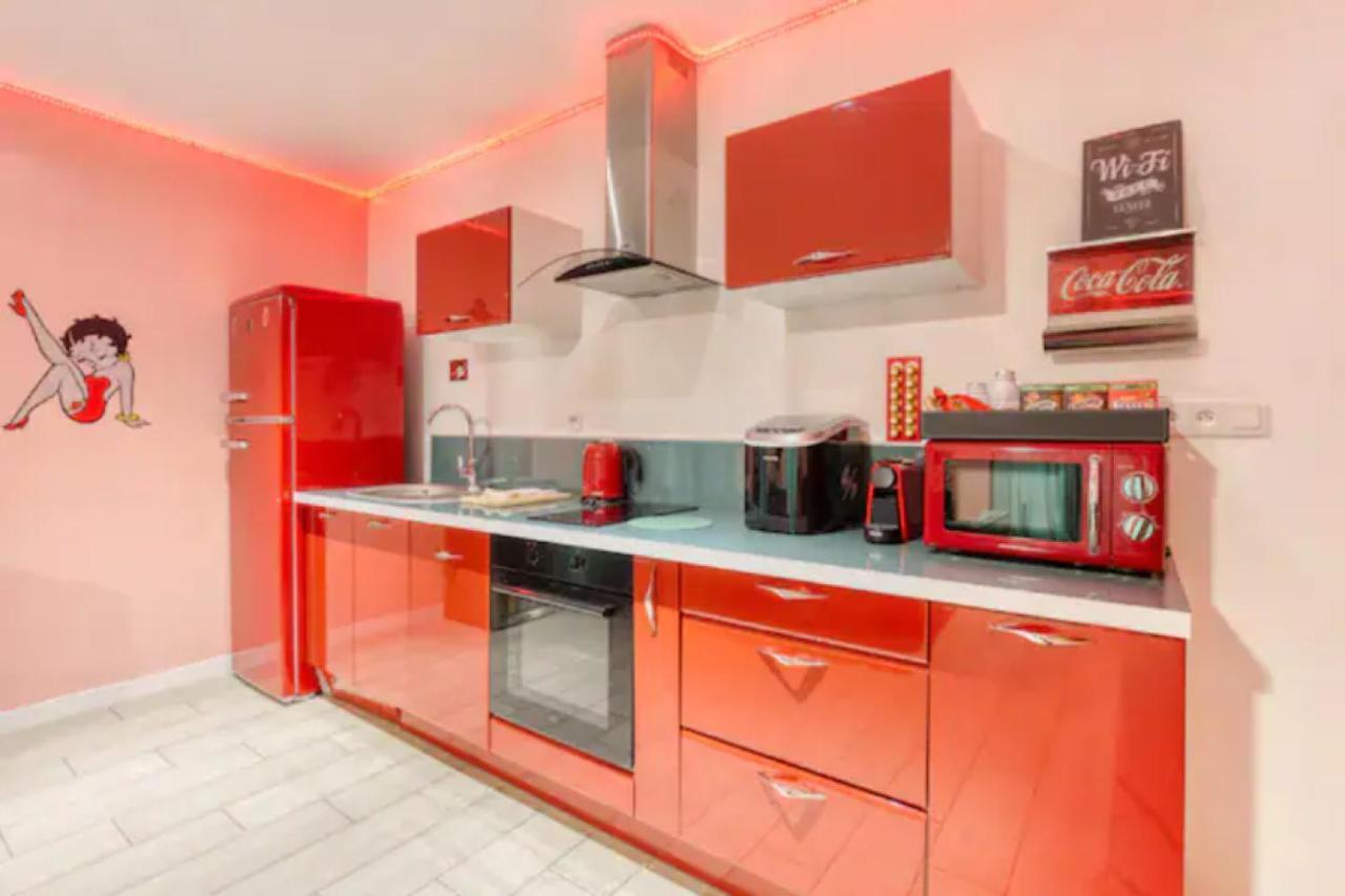 Suite Marilyn Monroe - 7P avec Jacuzzi Privé Montry Esterno foto